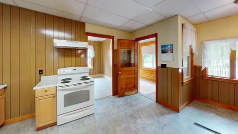 18 Bruce Street Machias ME 04654