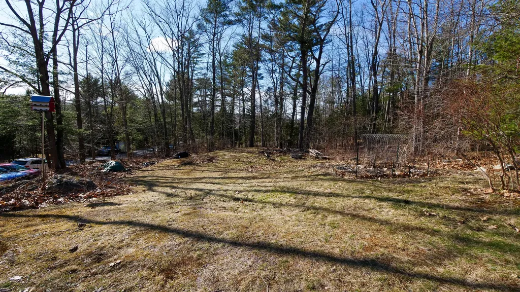 16 Gardner Road Orono ME 04473