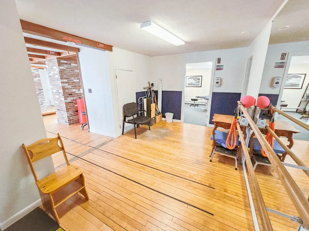 128 Middle Street Farmington ME 04938
