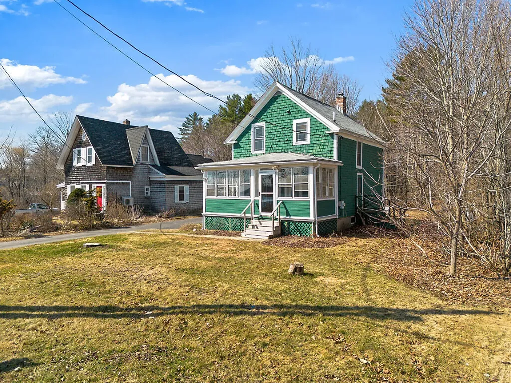 324 Main Street Vassalboro ME 04989