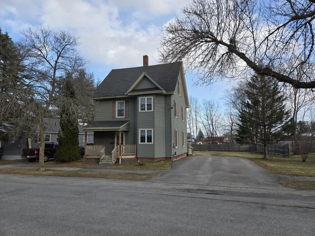 130 7th Street Bangor ME 04401