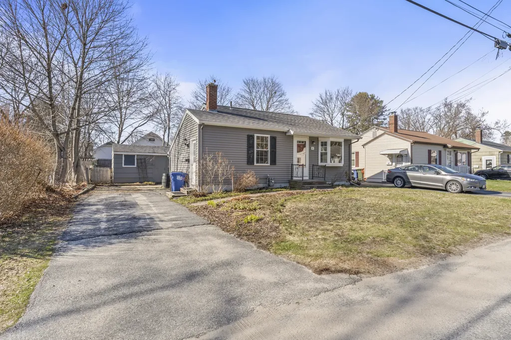 41 George Street South Portland ME 04106