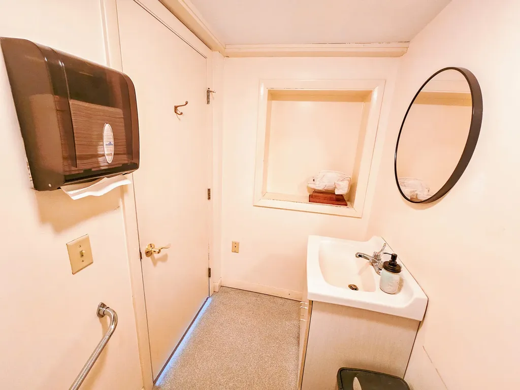 128 Middle Street Farmington ME 04938