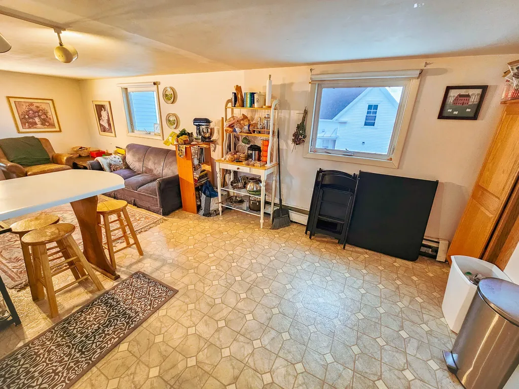 128 Middle Street Farmington ME 04938
