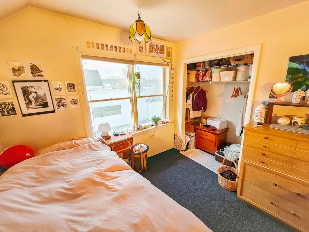 128 Middle Street Farmington ME 04938