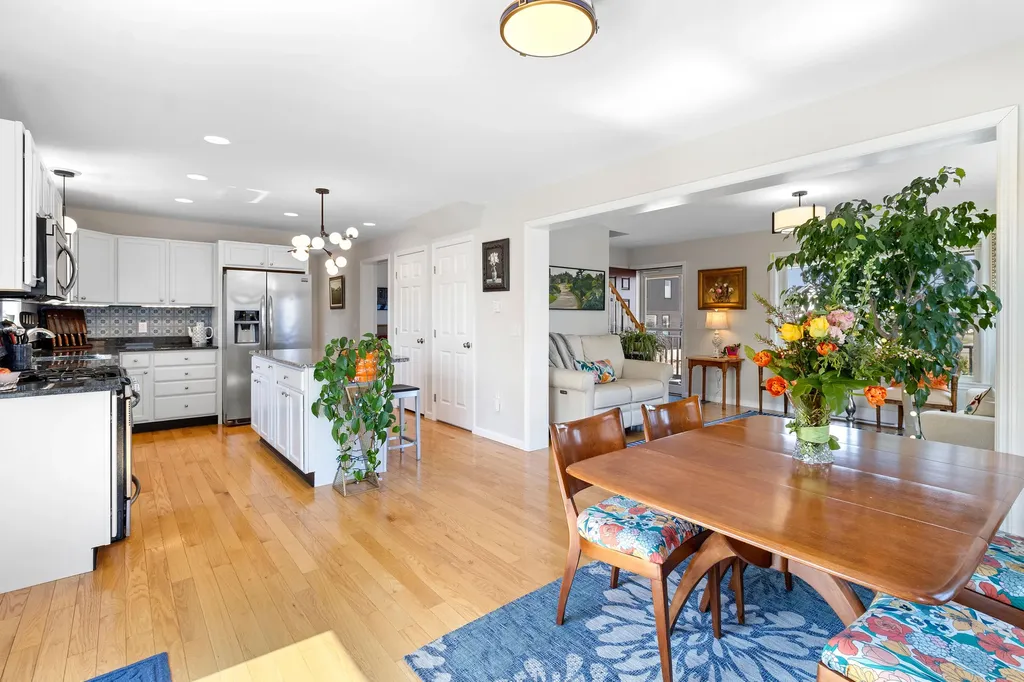 81 Crescent Street Rockland ME 04841
