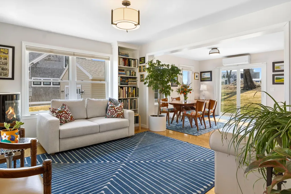 81 Crescent Street Rockland ME 04841