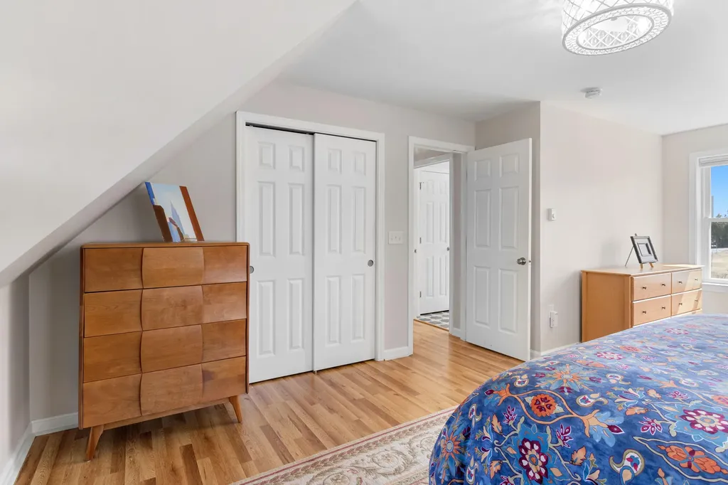 81 Crescent Street Rockland ME 04841
