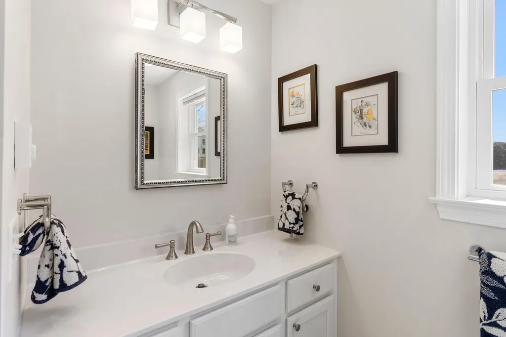81 Crescent Street Rockland ME 04841