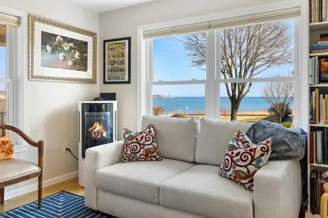 81 Crescent Street Rockland ME 04841