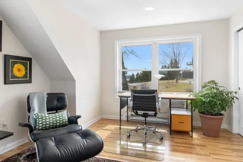 81 Crescent Street Rockland ME 04841