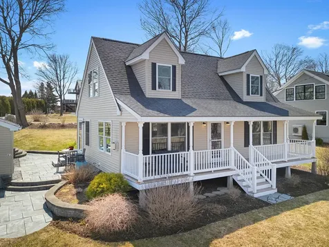 81 Crescent Street Rockland ME 04841