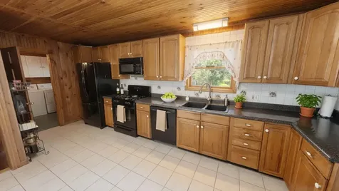 60 Moonlight Drive Holden ME 04429
