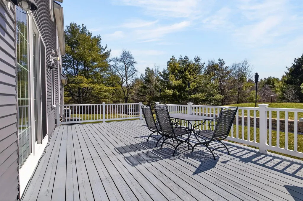 46 Farm View Way Wells ME 04090