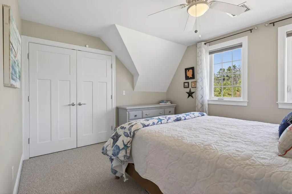 46 Farm View Way Wells ME 04090