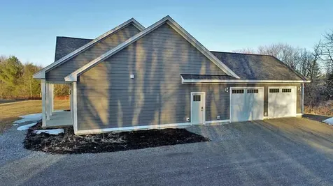 3 Lilac Lane Houlton ME 04730
