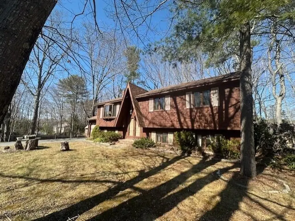 453 Pool Street Biddeford ME 04005