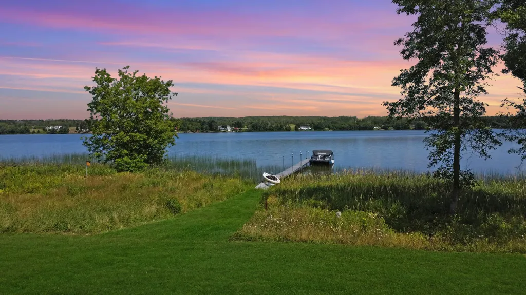 162 Island Road Saint Agatha ME 04772