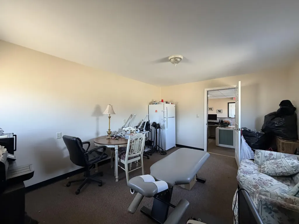 442 W Broadway Lincoln ME 04457