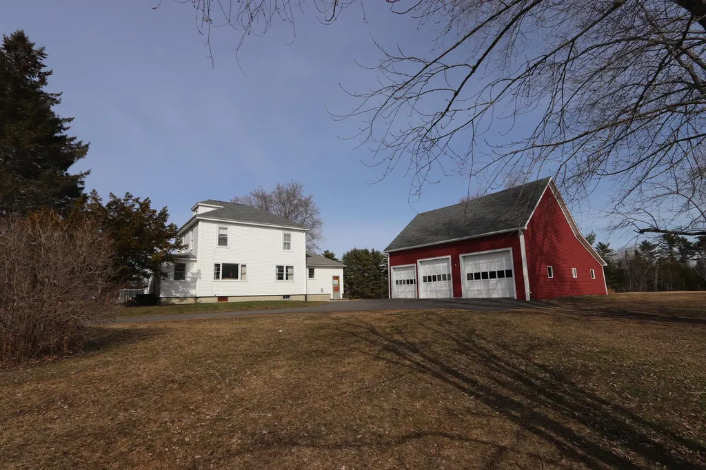 91 Pierce Road Brewer ME 04412