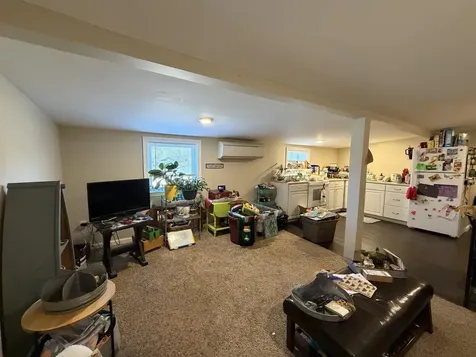 442 W Broadway Lincoln ME 04457