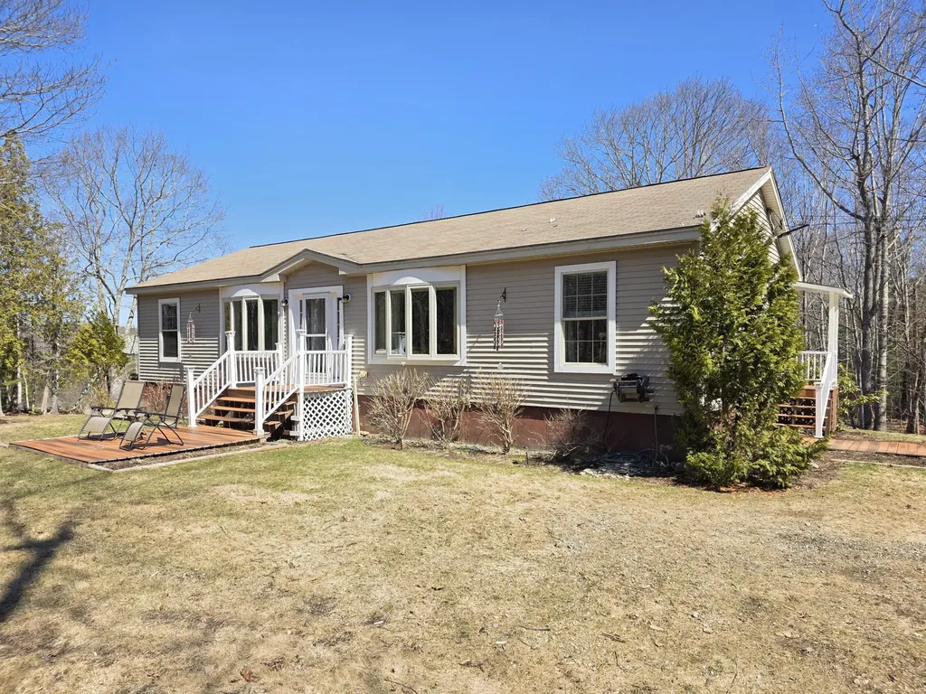 140 Bog Road Northport ME 04849