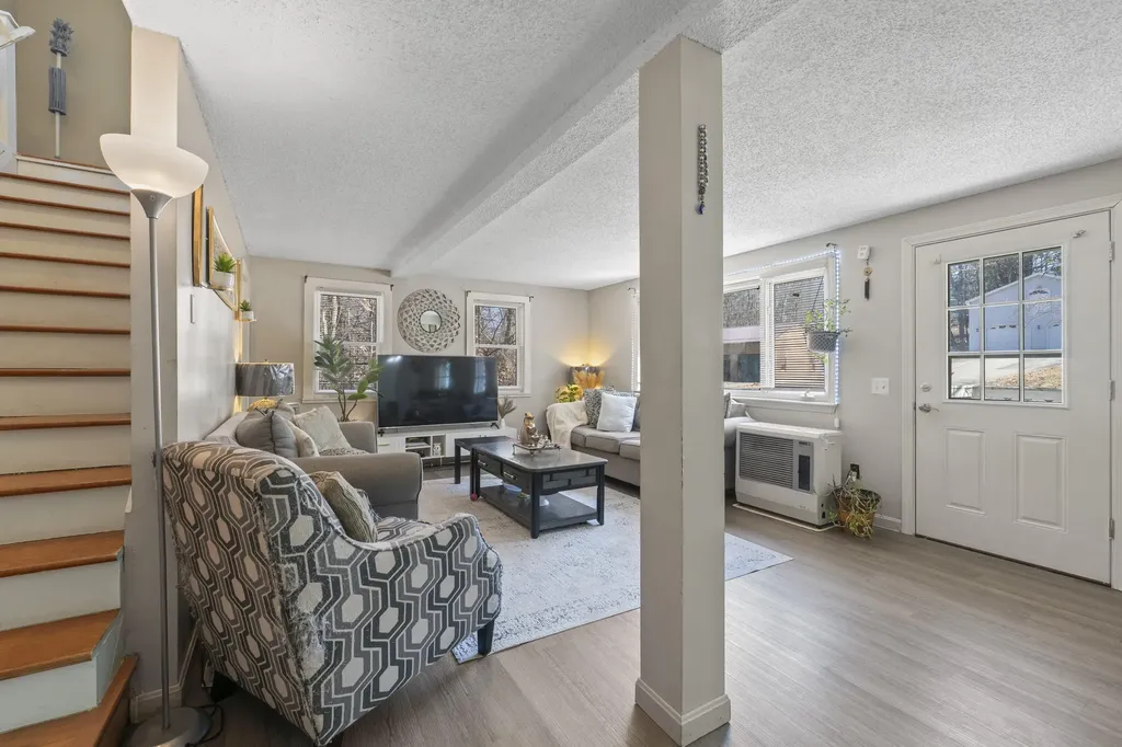 45 Sherwood Drive Augusta ME 04330