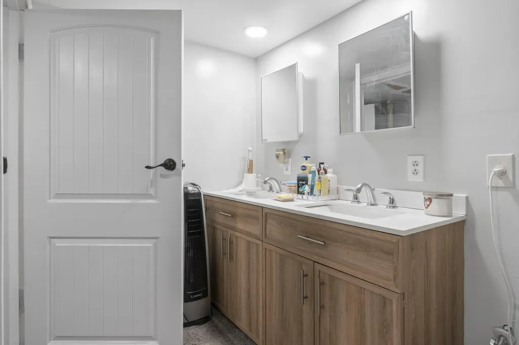45 Sherwood Drive Augusta ME 04330