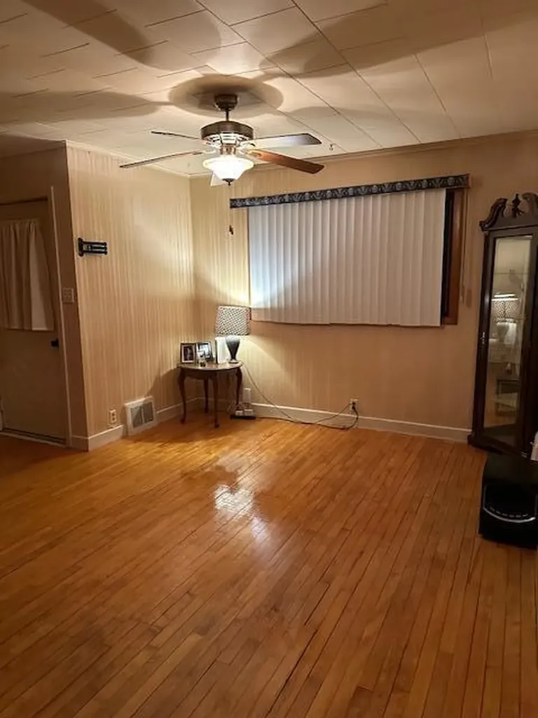 158 Pleasant Avenue Madawaska ME 04756