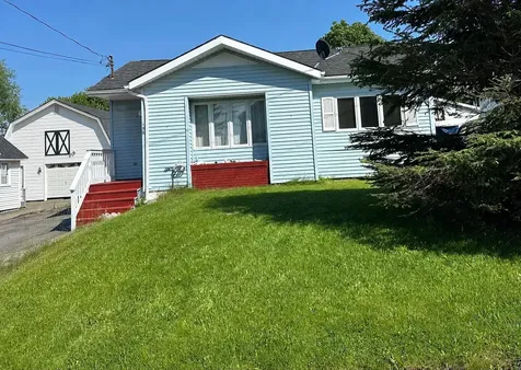 158 Pleasant Avenue Madawaska ME 04756