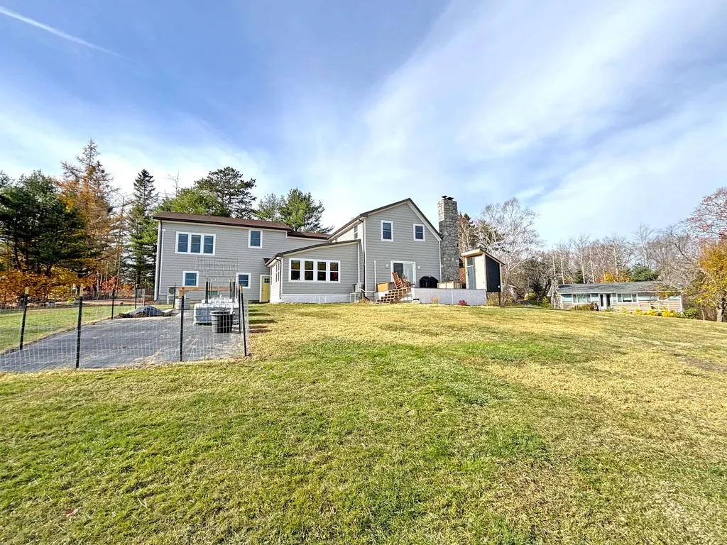 313 East Side Road Sorrento ME 04677
