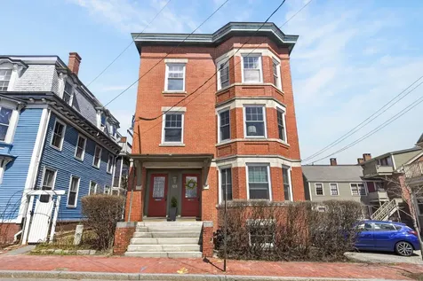 135 Brackett Street Portland ME 04102