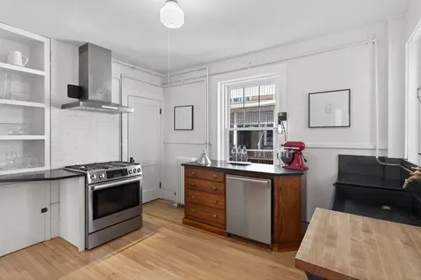 135 Brackett Street Portland ME 04102