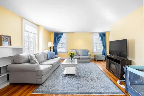 178 W Broadway Bangor ME 04401