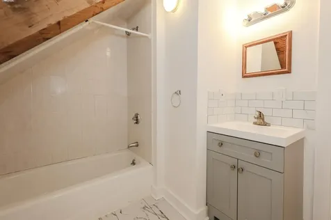 144 Beachwood Avenue Kennebunkport ME 04046