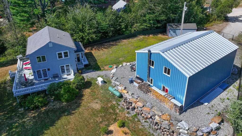 17 Dyvonne Terrace Bridgton ME 04009
