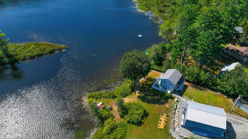 17 Dyvonne Terrace Bridgton ME 04009