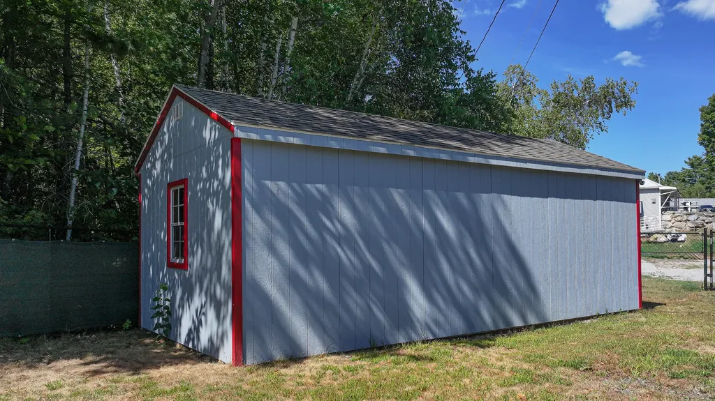 17 Dyvonne Terrace Bridgton ME 04009