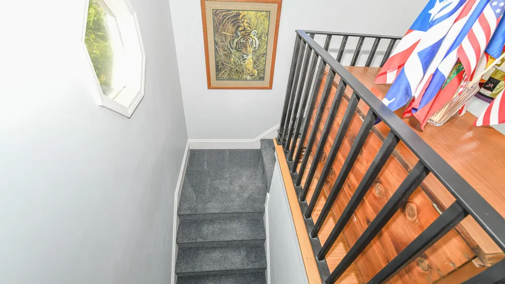 17 Dyvonne Terrace Bridgton ME 04009