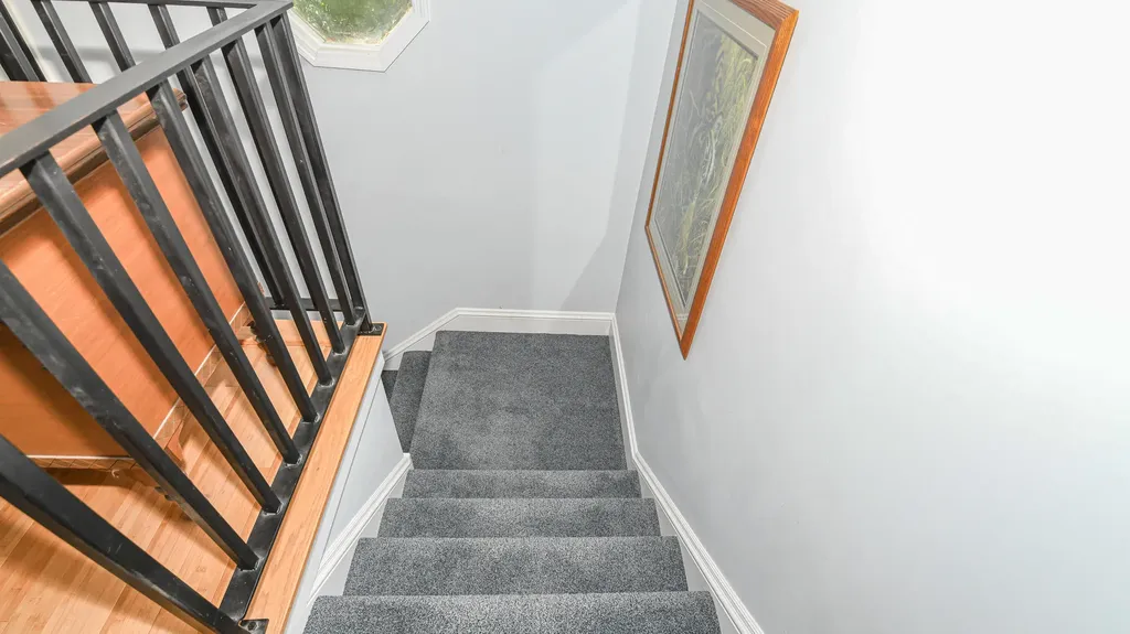 17 Dyvonne Terrace Bridgton ME 04009