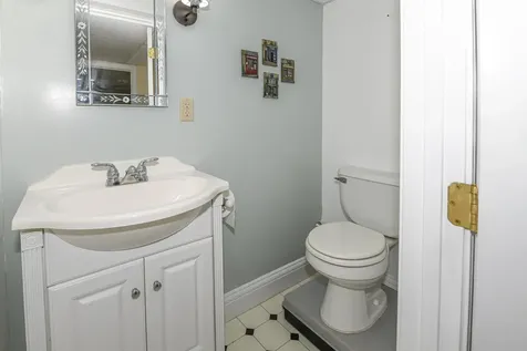 17 Dyvonne Terrace Bridgton ME 04009