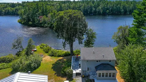 17 Dyvonne Terrace Bridgton ME 04009