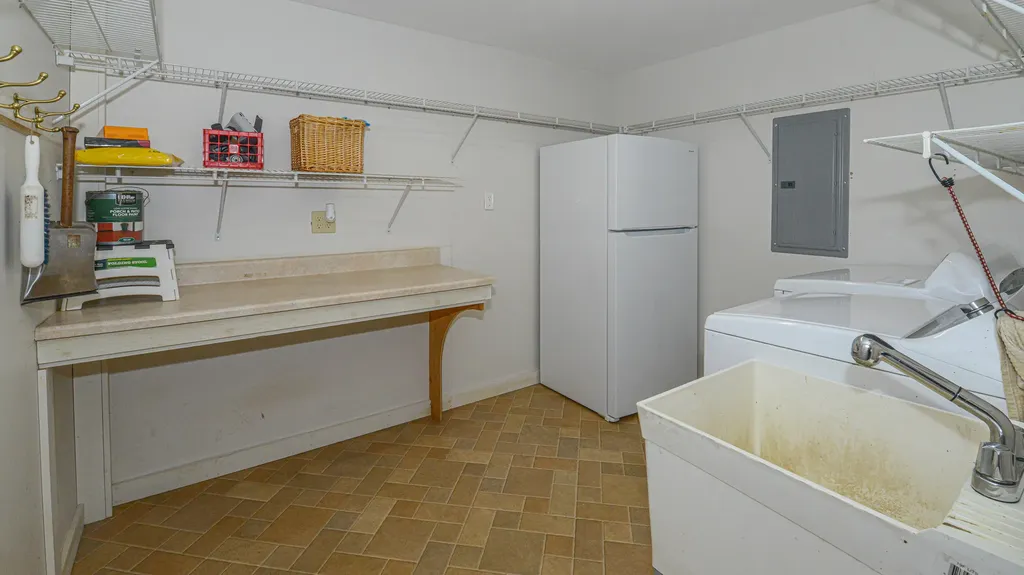 16 Valley Road Waterford ME 04088