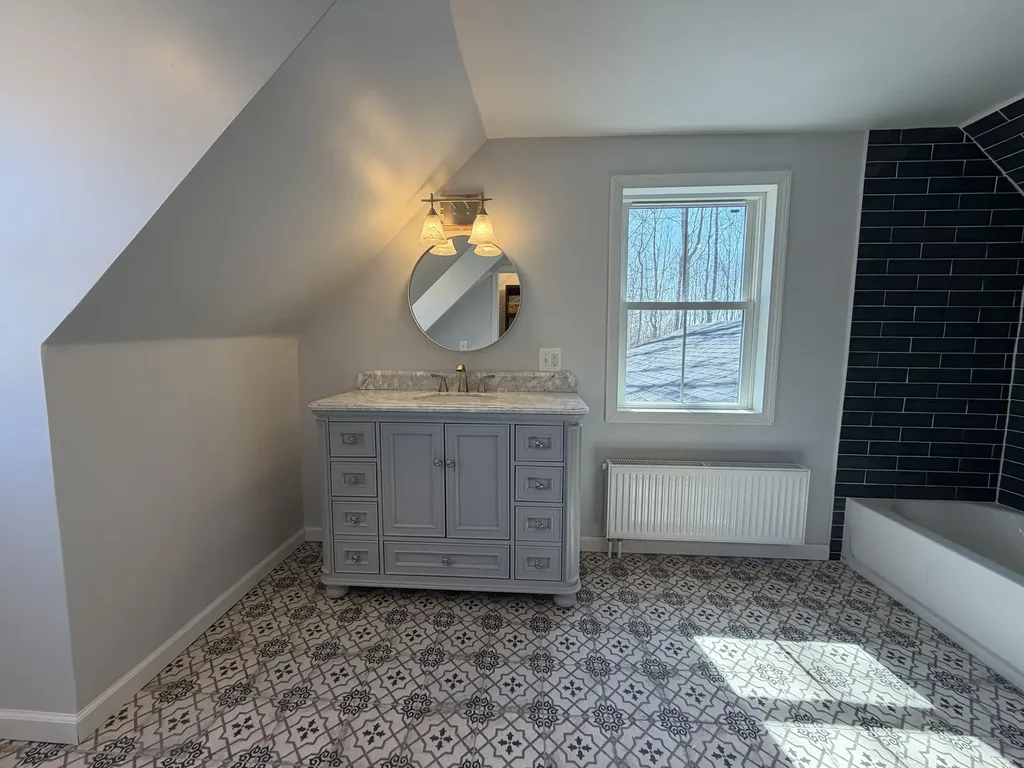 331 Enfield Road Lincoln ME 04457