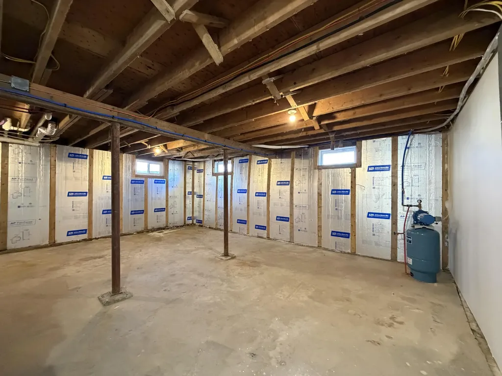 331 Enfield Road Lincoln ME 04457