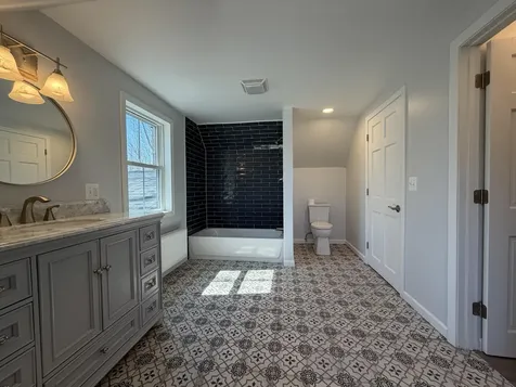 331 Enfield Road Lincoln ME 04457