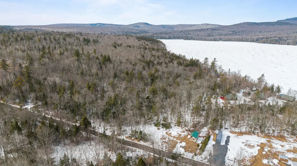 3 New England Road Abbot ME 04406