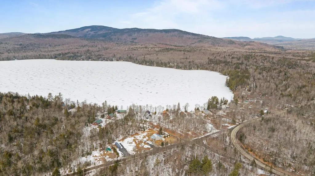 3 New England Road Abbot ME 04406
