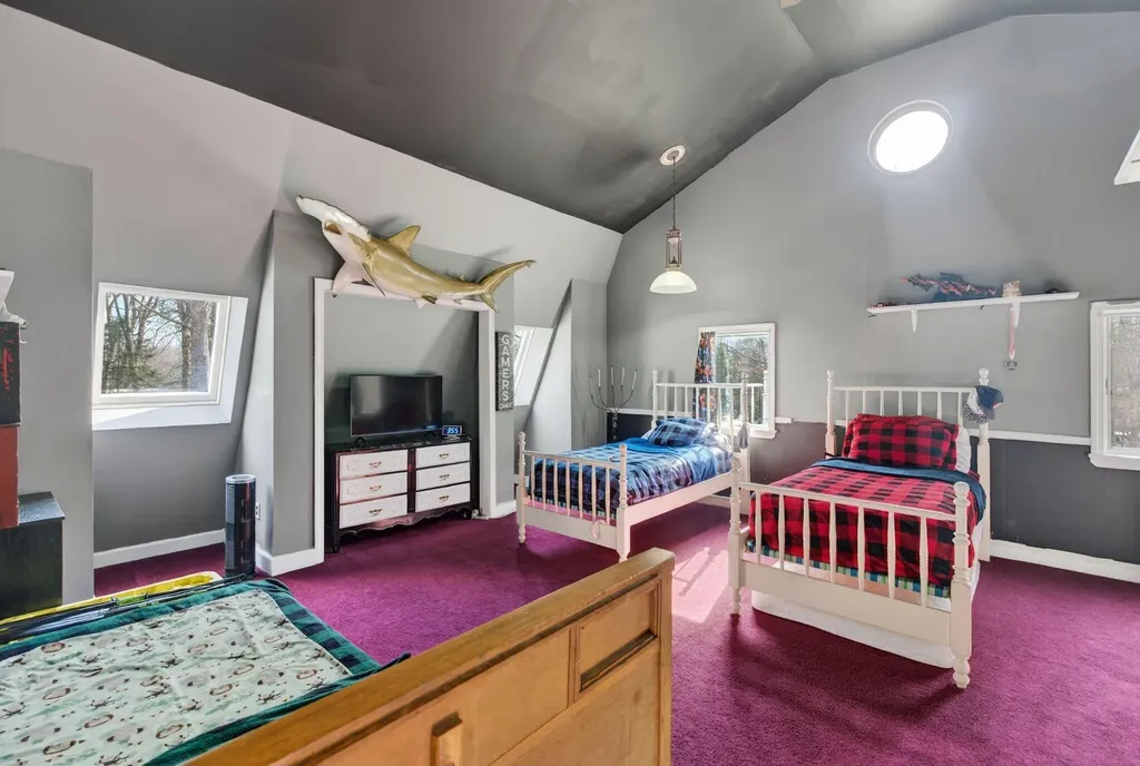 401 Miller Road Waldoboro ME 04572