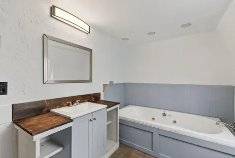 401 Miller Road Waldoboro ME 04572